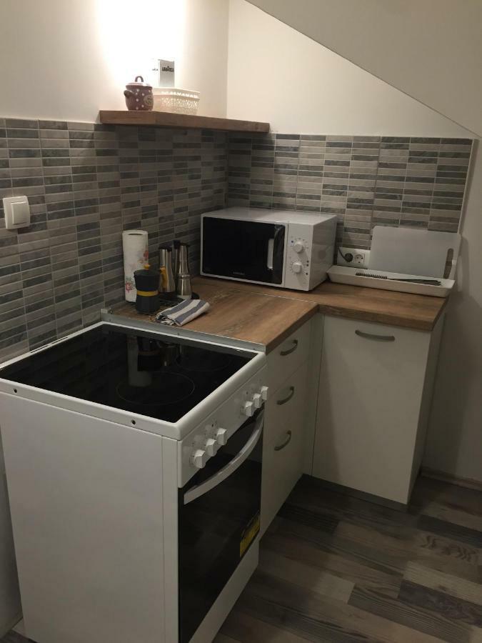Charming Rijeka City Center Apartment Renee Exterior photo